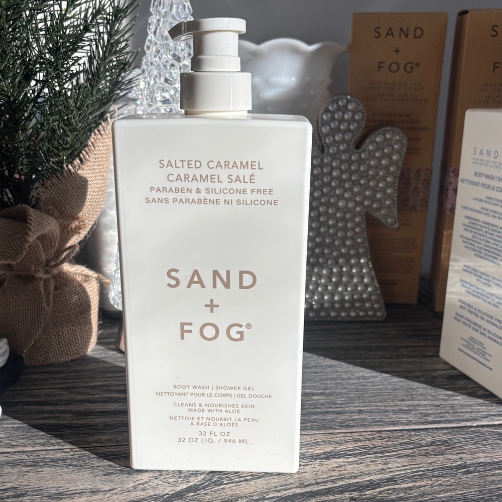 SAND + FOG Salted Caramel Body Wash - Creamy White
